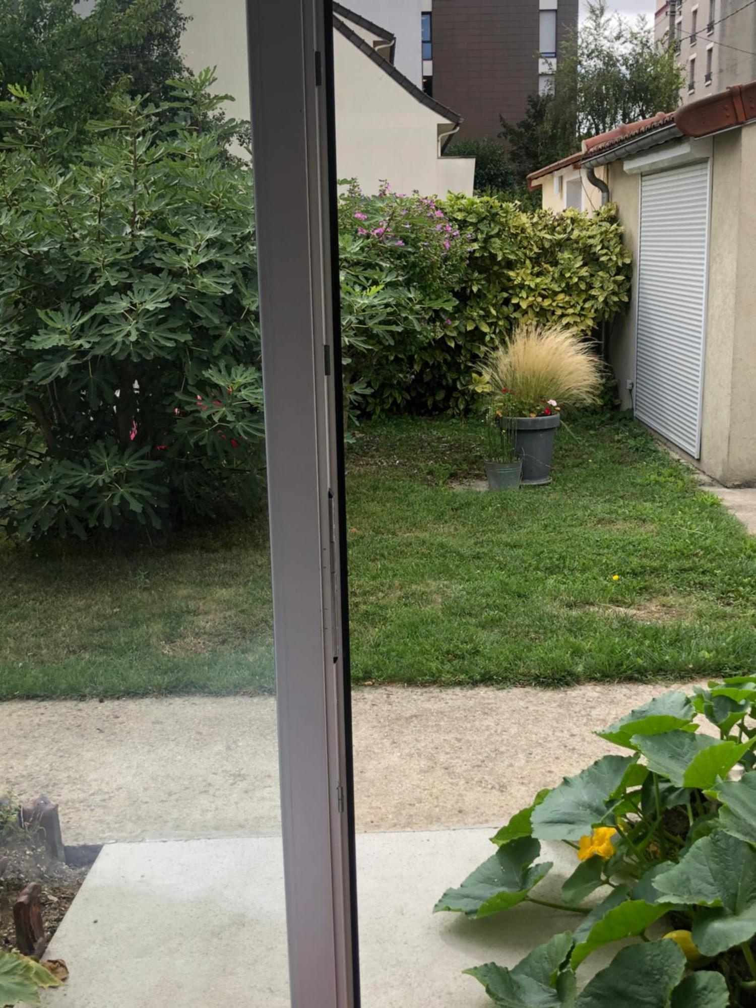 Une Chambre A Neuilly Guest House Εξωτερικό φωτογραφία