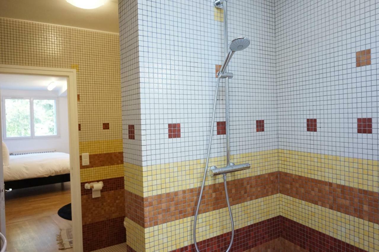 Une Chambre A Neuilly Guest House Εξωτερικό φωτογραφία