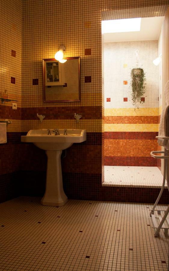 Une Chambre A Neuilly Guest House Εξωτερικό φωτογραφία